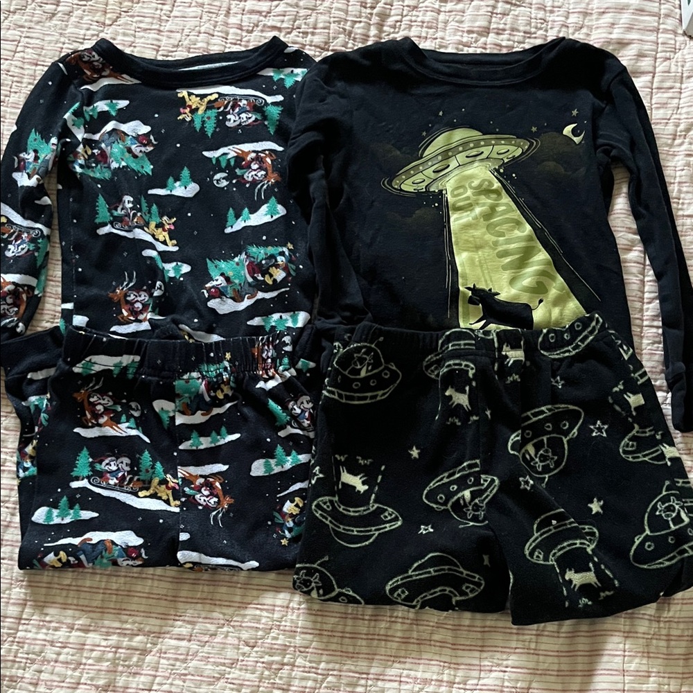 Kids Black and Green UFO Pajama Set